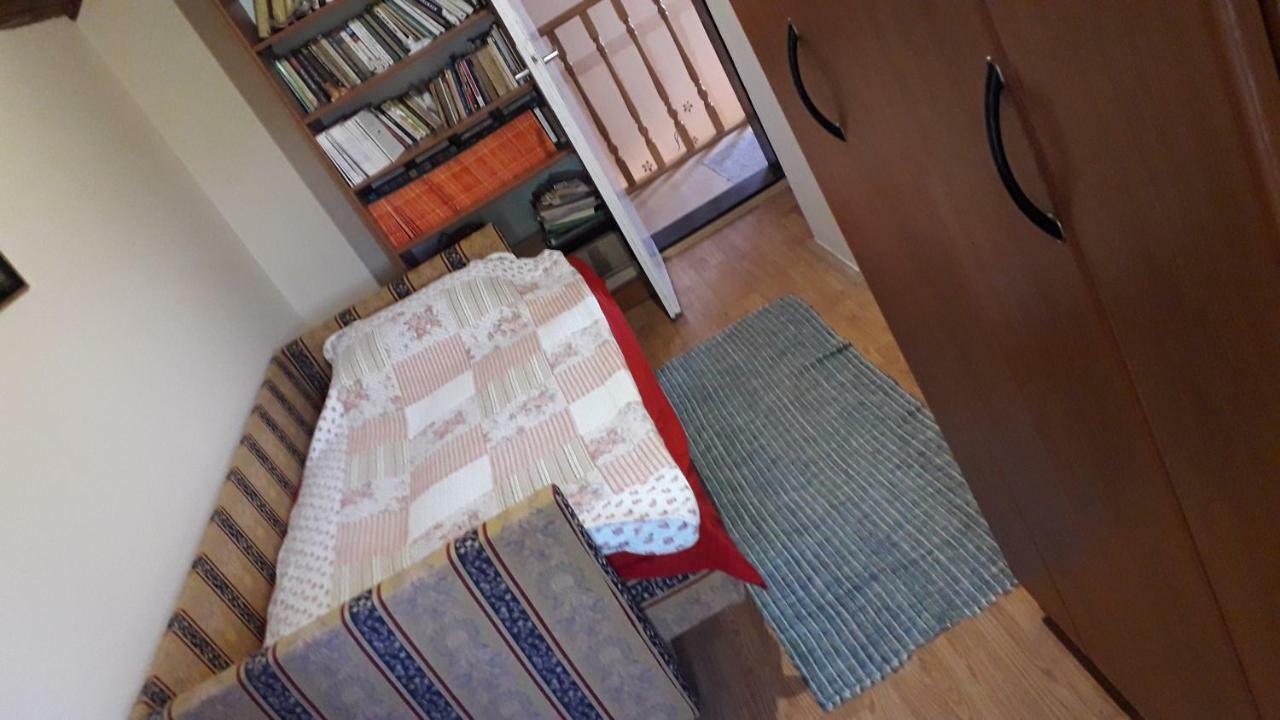 Guest House Jevtovic Sremski Karlovci Ngoại thất bức ảnh